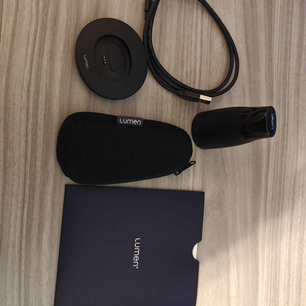 Lumens Black Portable Metabolic Tracker with Charging Dock